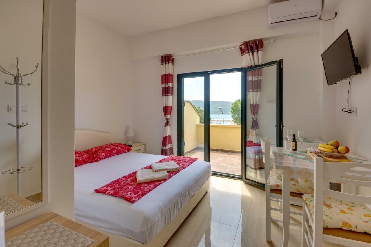 Apartmani Bozinovic Herceg Novi Exterior photo